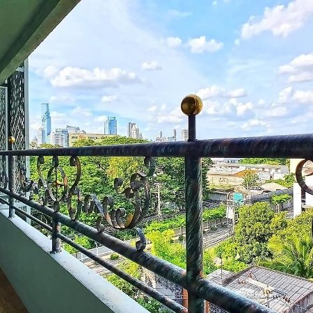 The Montana Lodge-Sathorn Bangkok Eksteriør bilde