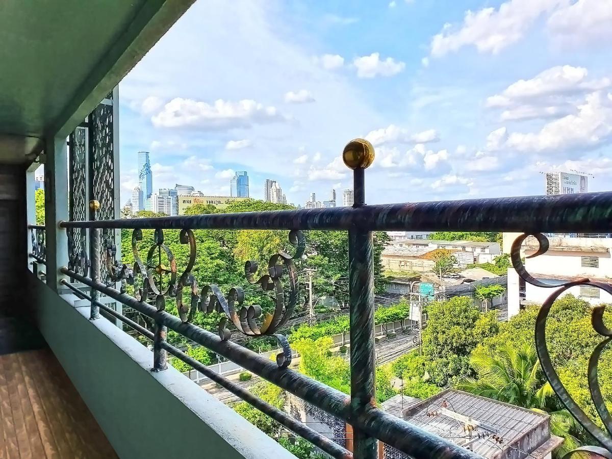 The Montana Lodge-Sathorn Bangkok Eksteriør bilde
