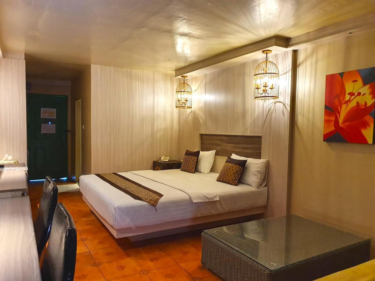 The Montana Lodge-Sathorn Bangkok Eksteriør bilde