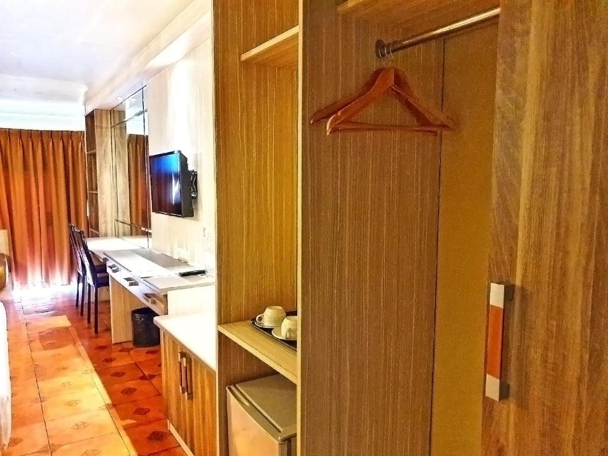 The Montana Lodge-Sathorn Bangkok Eksteriør bilde